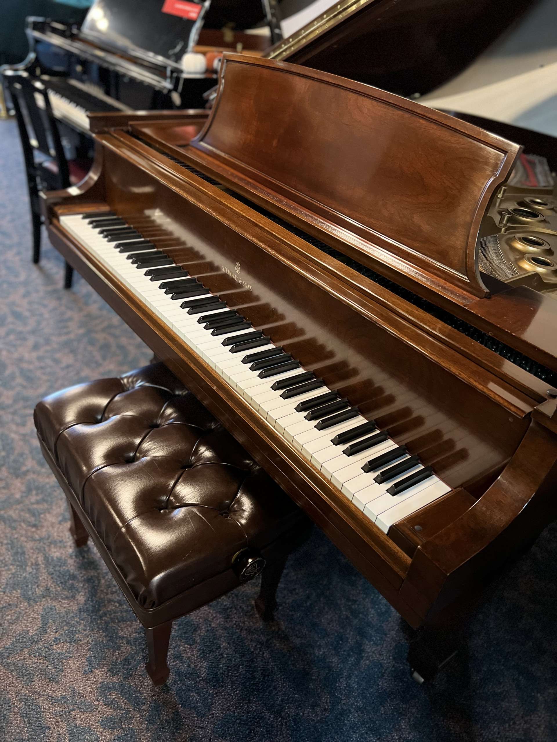 Image - Steinway Model L Grand Piano
